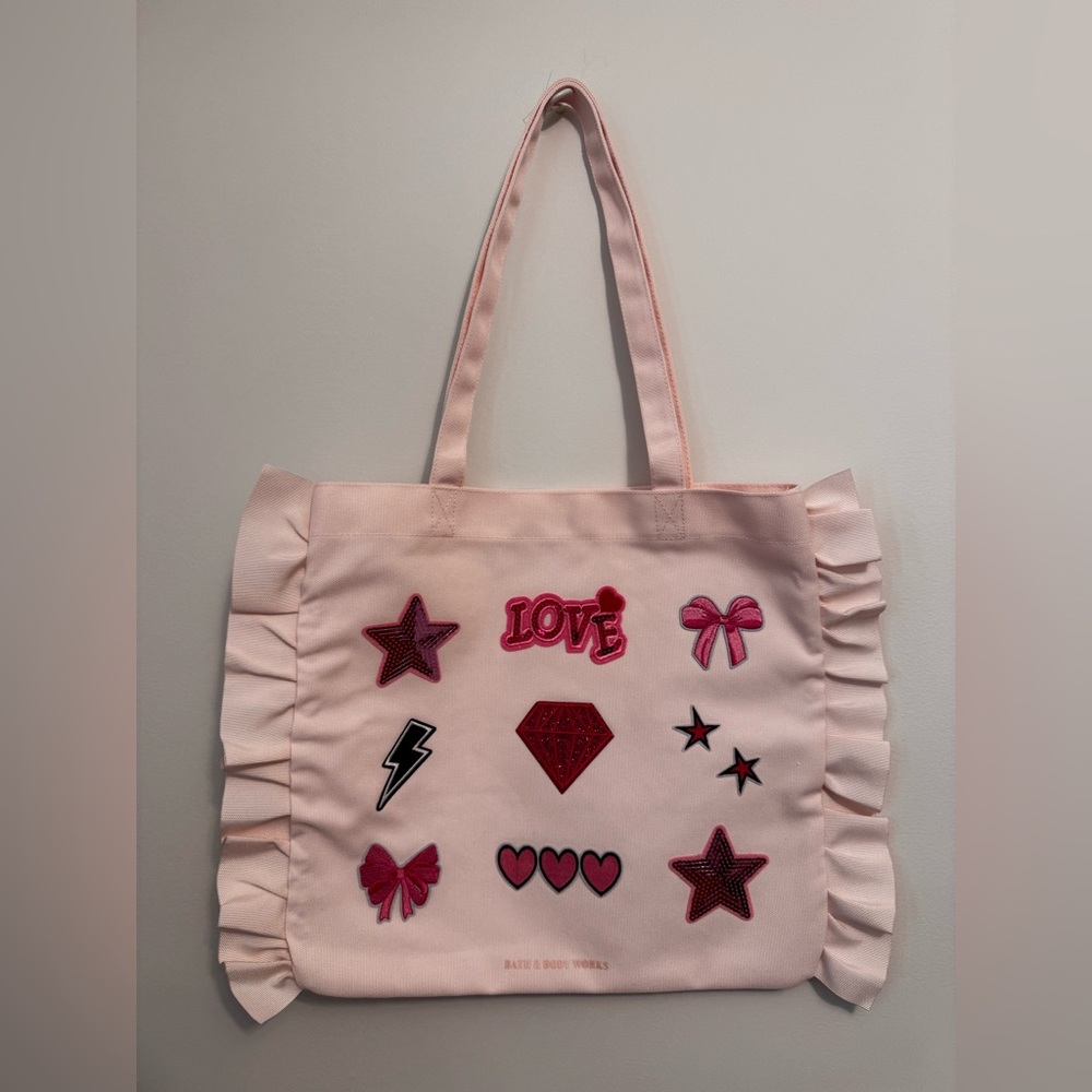 NEW UPCYCLED B&BW Light Pink Ruffle Tote Pretty Pink Embroidered Iron On Patches - Picture 2 of 4